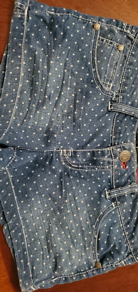 Junior's Celebrity Pink size 7 blue Jean shorts